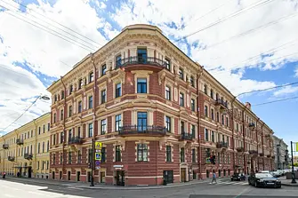 SOLO на набережной реки Мойки 82