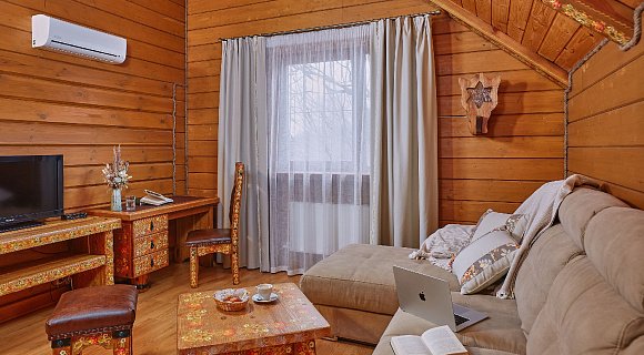 Люкс 4-местный 2-комнатный