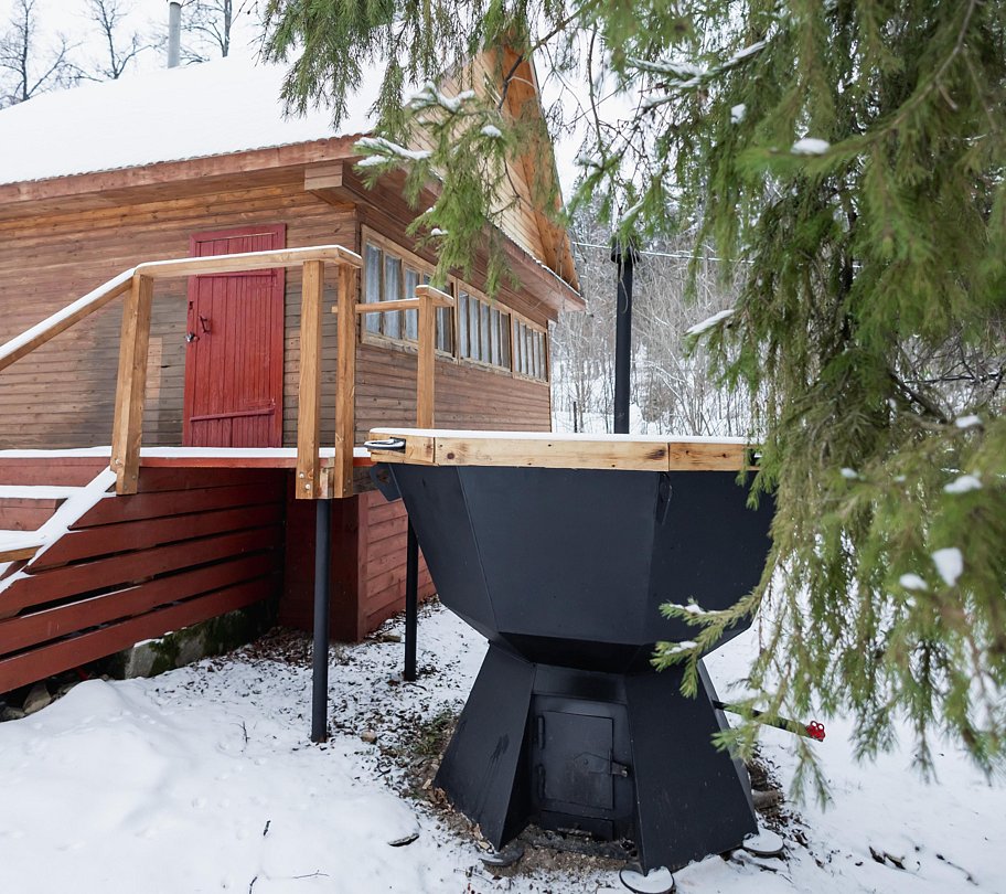 Усадьба 16-местный 4-комнатный 2-этажный