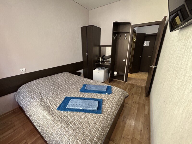 Блочный 5-местный 2-комнатный