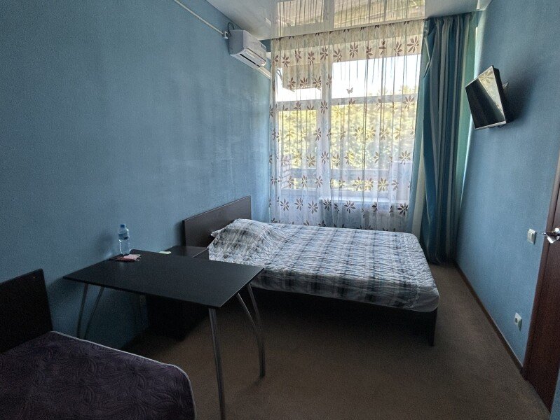 Студия 5-местный 3-комнатный