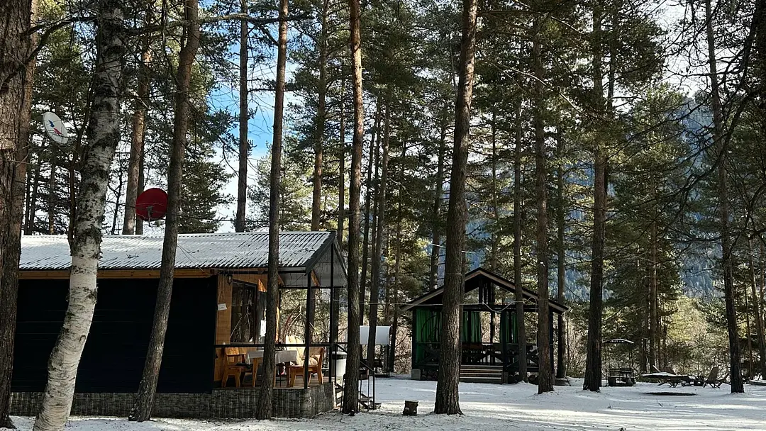 Гостевой дом 12 Месяцев, Архыз, Республика Карачаево-Черкесия