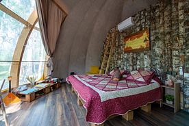 Двухместный номер Deluxe с красивым видом из окна двуспальная кровать, База отдыха Багио, Снегири