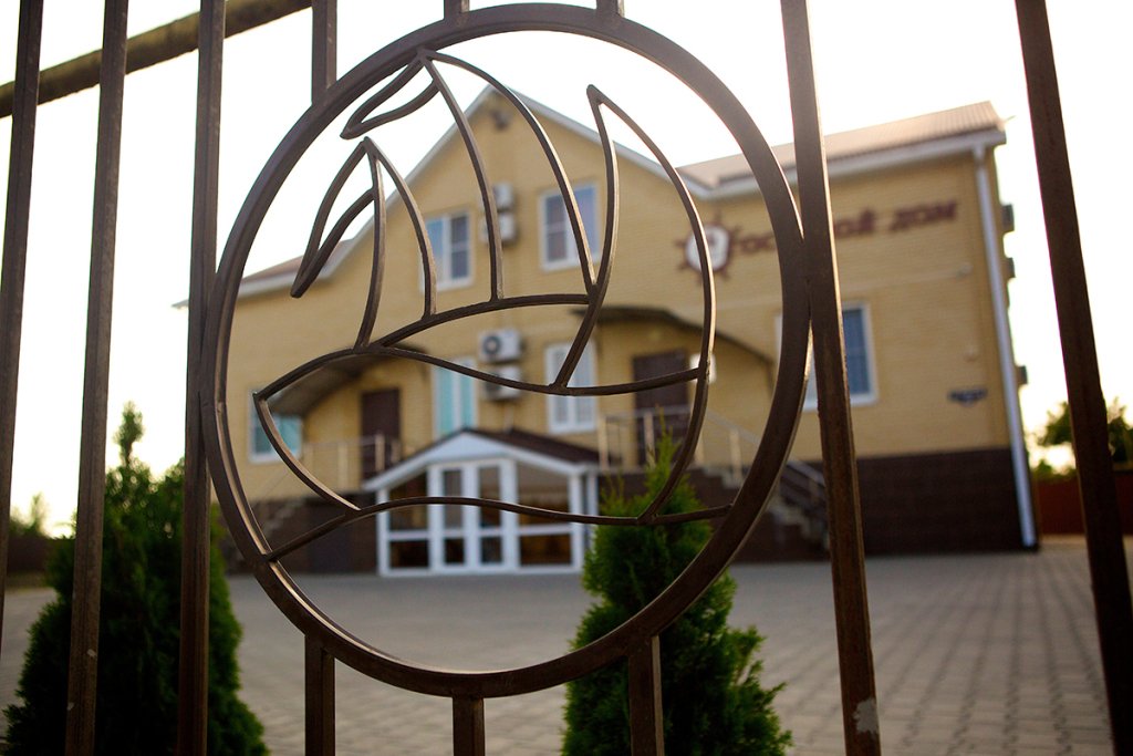 Отель Бриг, Краснодарский край, Темрюк 