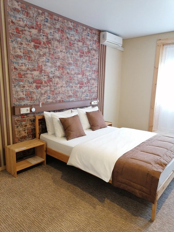 Отель Гостиница Нефтехимик, Тюменская область, Тобольск 