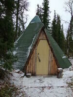Маленький чум, Туристическая база Медвежий угол, село Ловозеро