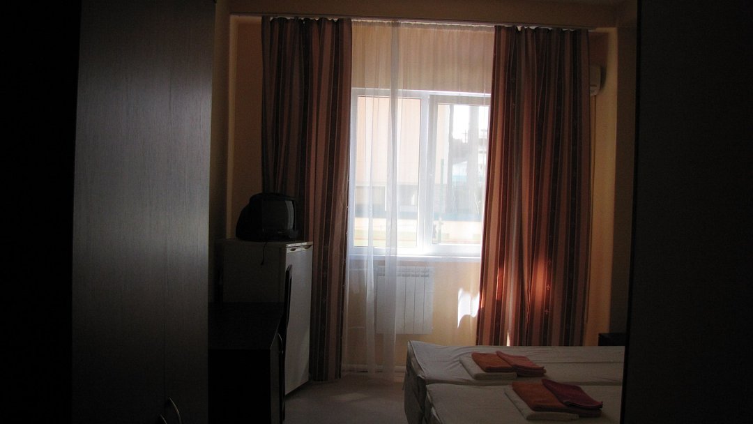 Стандартный 2-местный 1-комнатный Теневой (вид на теннисный зал)