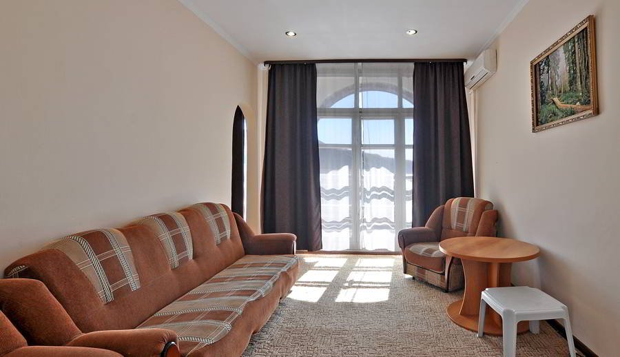 Стандартный 4-местный 2-комнатный корпус № 1