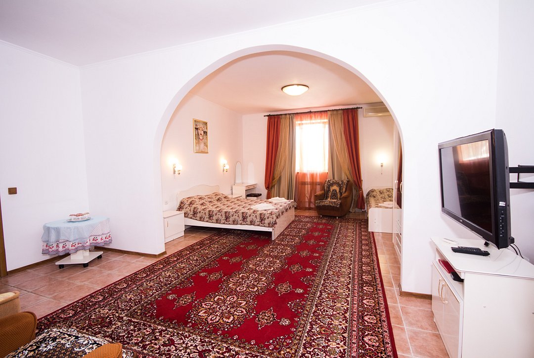 Семейный 2-местный (с доп. местами, №2)