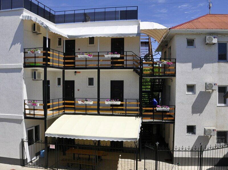 Гостевой дом Лотос (Прибой), Крым, Саки 