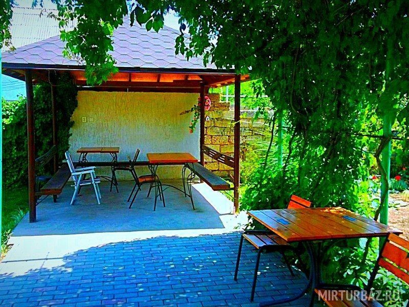 Гостевой дом Семейный отдых, Крым, Сакский район 