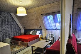 Двухместный номер Deluxe двуспальная кровать, Бутик-отель КамИнн, Новороссийск