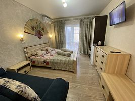 Двухместный полулюкс с красивым видом из окна двуспальная кровать, Гостевой дом Крепость Кафа, Феодосия