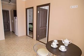 Шестиместный номер Standard с 3 комнатами с балконом и с красивым видом из окна, Гостевой дом Лилиана, село Сукко