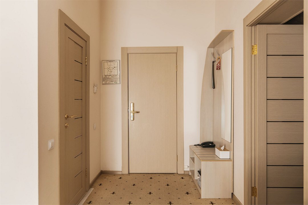 Премьер 2-местный 2-комнатный (корпус Ступени) торцевой балкон