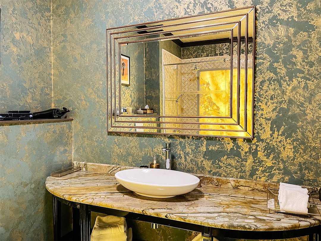 Сюит 2-местный (Венеция королевский комфорт)