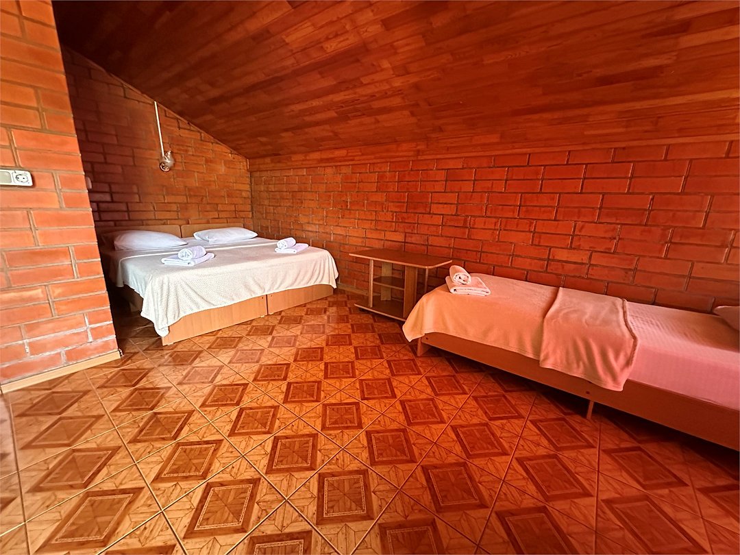 Стандартный 3-местный 1-комнатный (в коттедже)