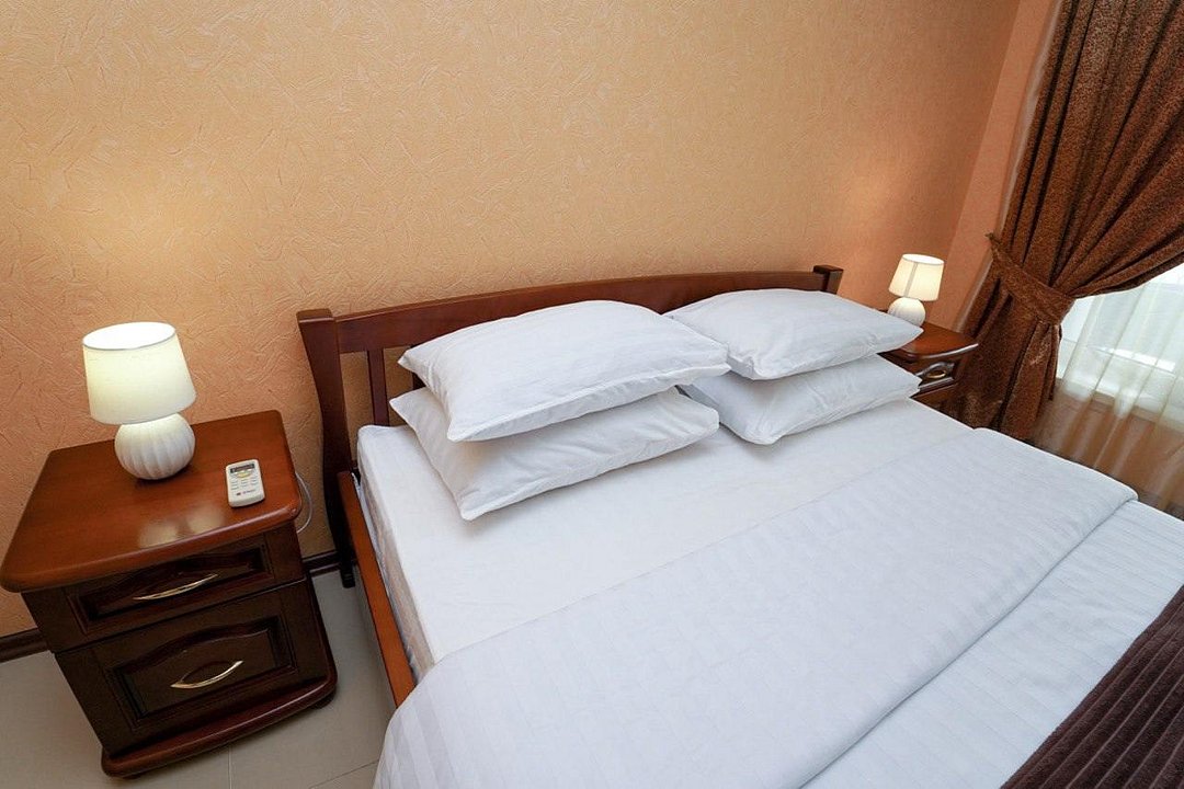 Люкс 4-местный 2-комнатный (номер 4)