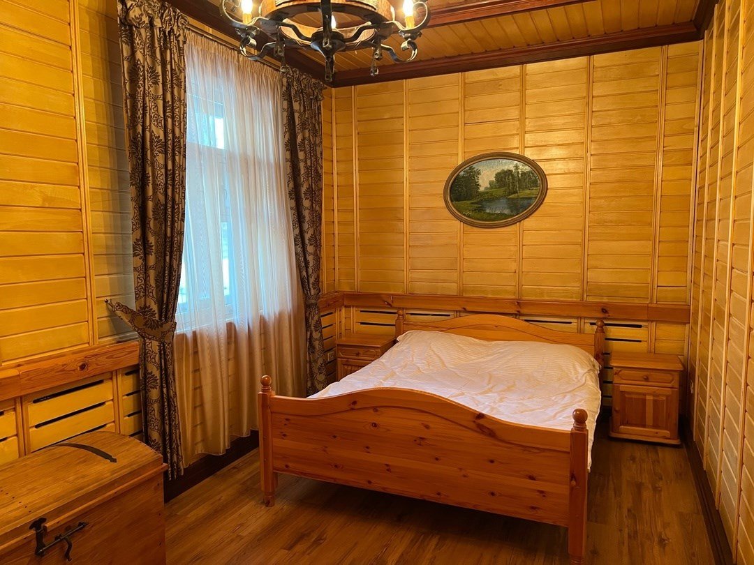 Дом 10-местный 4-комнатный (с русской печью)