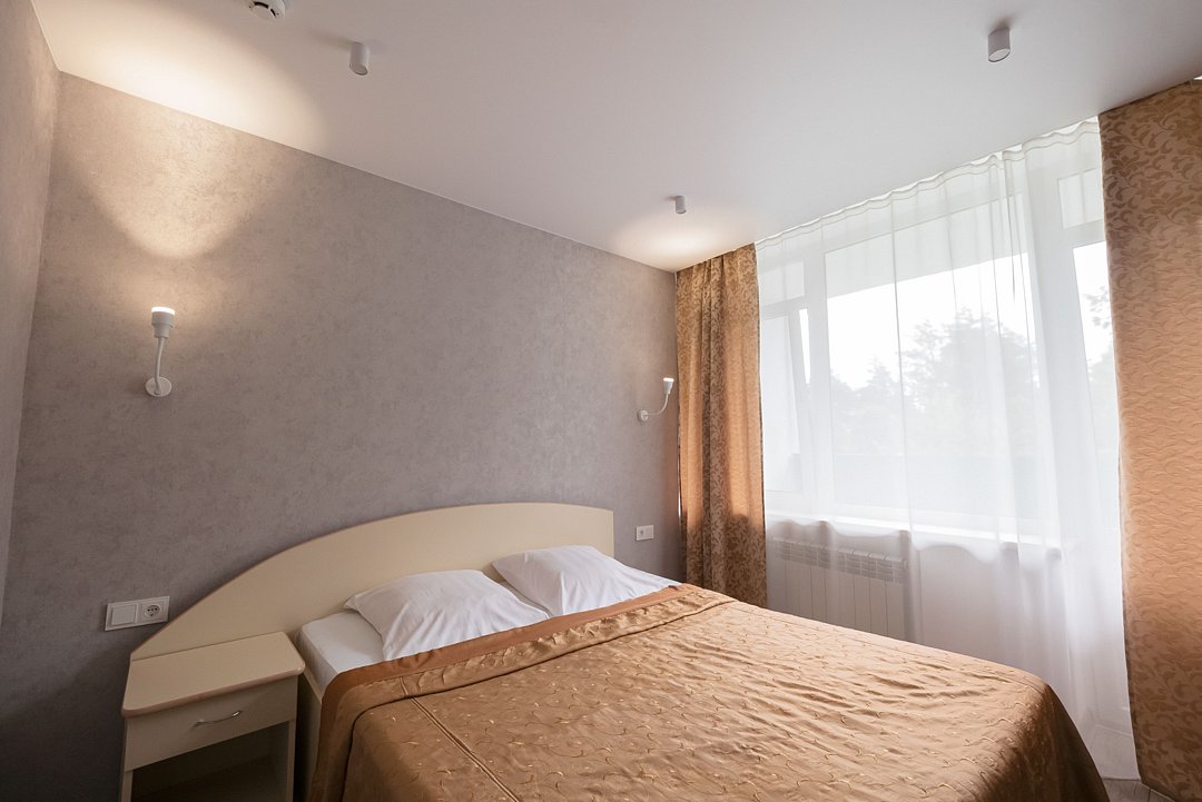 Люкс 2-местный 2-комнатный (корпус № 4)