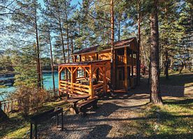 Коттедж на берегу реки, База отдыха Фортуна, село Элекмонар