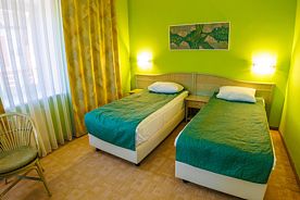 Джуниор Сюит Номера: 11,21, База отдыха Уральский двор, поселок Рассоха