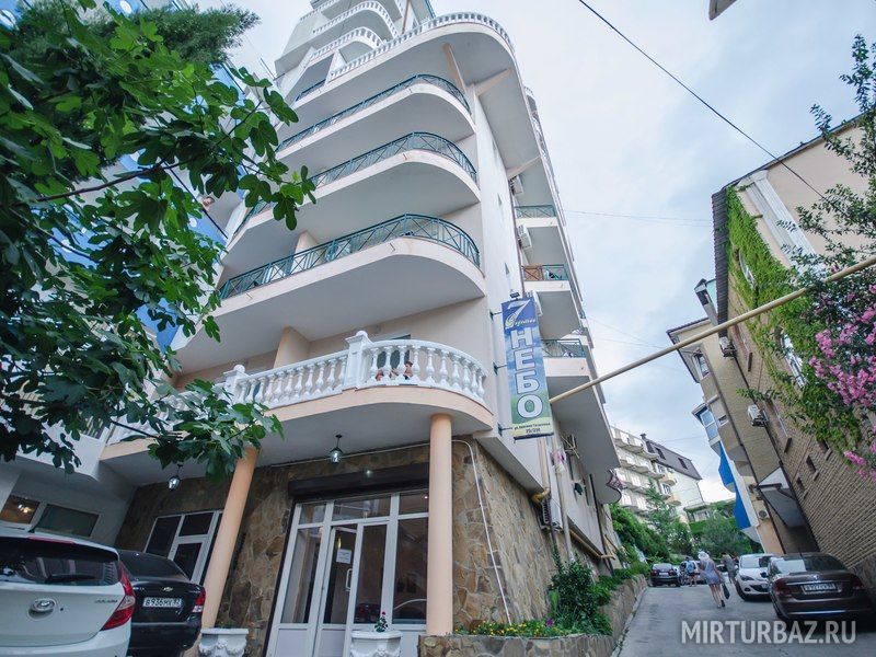 Отель 7 Небо, Крым, Утес 