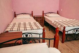 Трехместный номер, База отдыха АннаСария, Гагра
