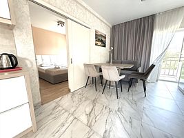 двухкомнатные апартаменты с кухней и двумя балконами, Гостевой дом Коралловый риф, микрорайон Нижняя Хобза