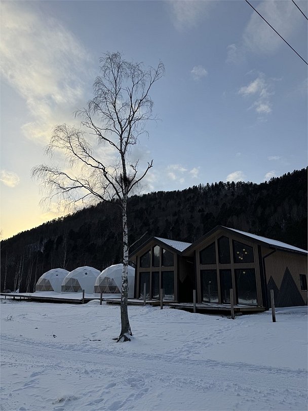 Глэмпинг-отель "Ёлки", Иркутская область: фото 4