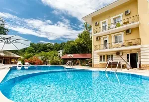 Бассейн — Гостевой дом «Amfora Family Resort», Вардане