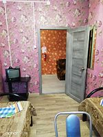 двухместный номер эконом класса с сан узлом на этаже, 2й этаж, №8, База отдыха Луманская заводь, Кириллов