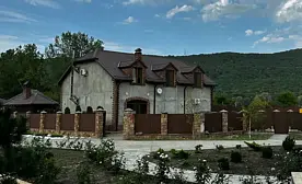 Дом большой, База отдыха Ласточкино гнездо, Горячий Ключ