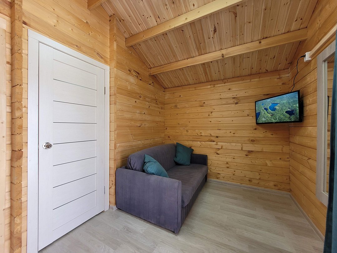 Домик 4-местный 2-комнатный (с кухней)