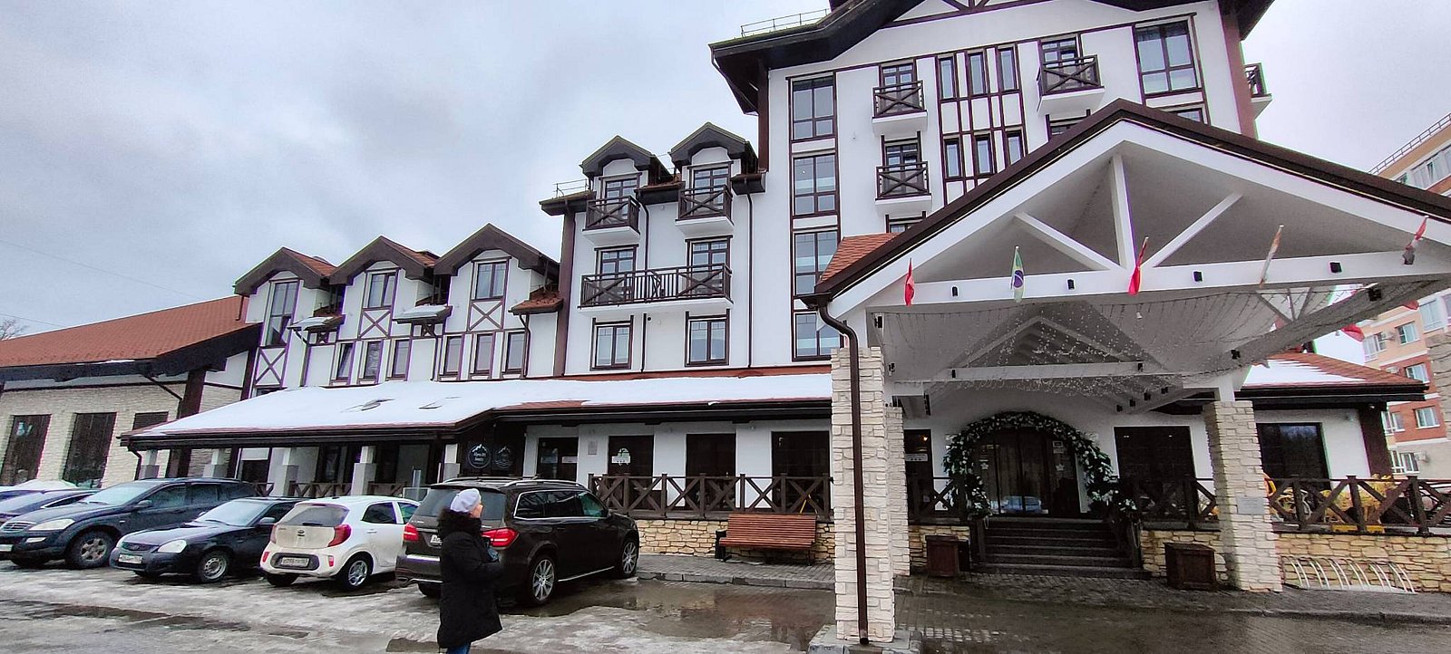 Фото 1 из отзыва о загородном комплексе Alpen Park