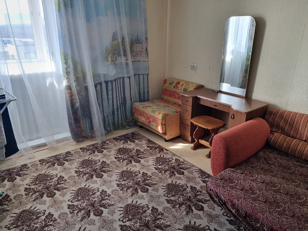 1-комнатная квартира на улице Мира, 28, Челябинская область, Златоуст село Сыростан