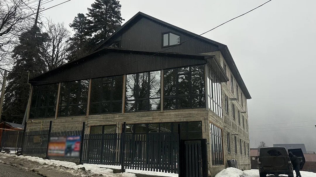 Семейный дом, Республика Карачаево-Черкесия, Архыз Зеленчукский район хутор Лунная Поляна