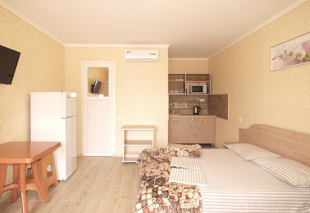 Люкс 3-местный 1-комнатный (с кухней и отоплением)