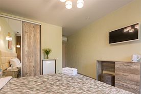 2-х мест (кровать King size) кухня на этаже, Гостевой дом Malibu Hotel, Алушта