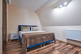 Бюджетный стандарт, Гостевой дом Аваллон, Сириус