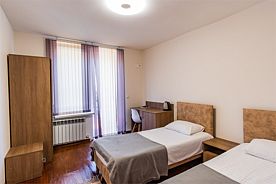 Двухместный улучшенный — отель Чайка, База Отдыха Гостиный Двор, село Армхи