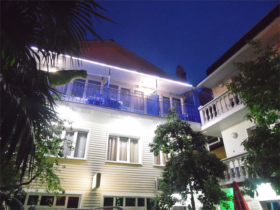 Гостевой дом Лазурный бриз, Адлер, Краснодарский край