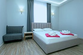 Комфорт, Гостевой дом Red House, Заозерное