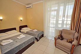 3-местный Комфорт с балконом, Гостевой дом Villa Classic, Лазаревское
