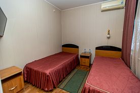 Двухместный полулюкс №3 Номера: №3, База Карай, Володарский район