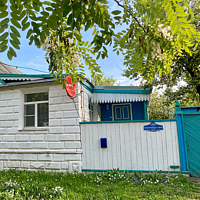 Домик в Лотосах (Основной дом), Частные домики в лотосах, село Раздор