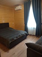 Дом-коттедж на 10 человек, База отдыха Волжанка, село Растопуловка