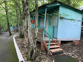 Домик №17 с террасой 1,2 м на 3,6 м, База отдыха Сфера, Бжид