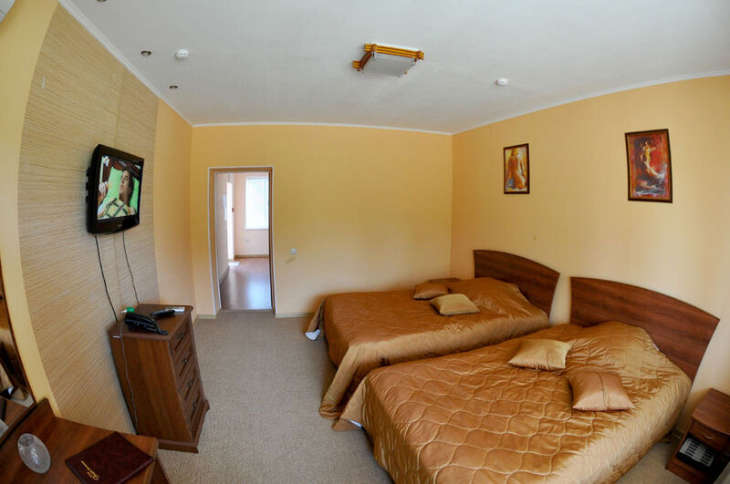 Номер Полулюкс