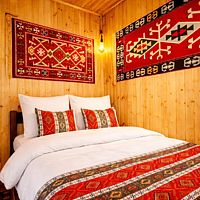 Трехкомнатный стандарт | без балкона | 2 этаж, Гостевой дом HAYAT HAUS, Архыз